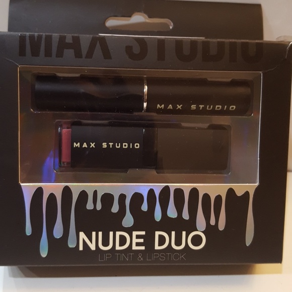 max studio lipstick